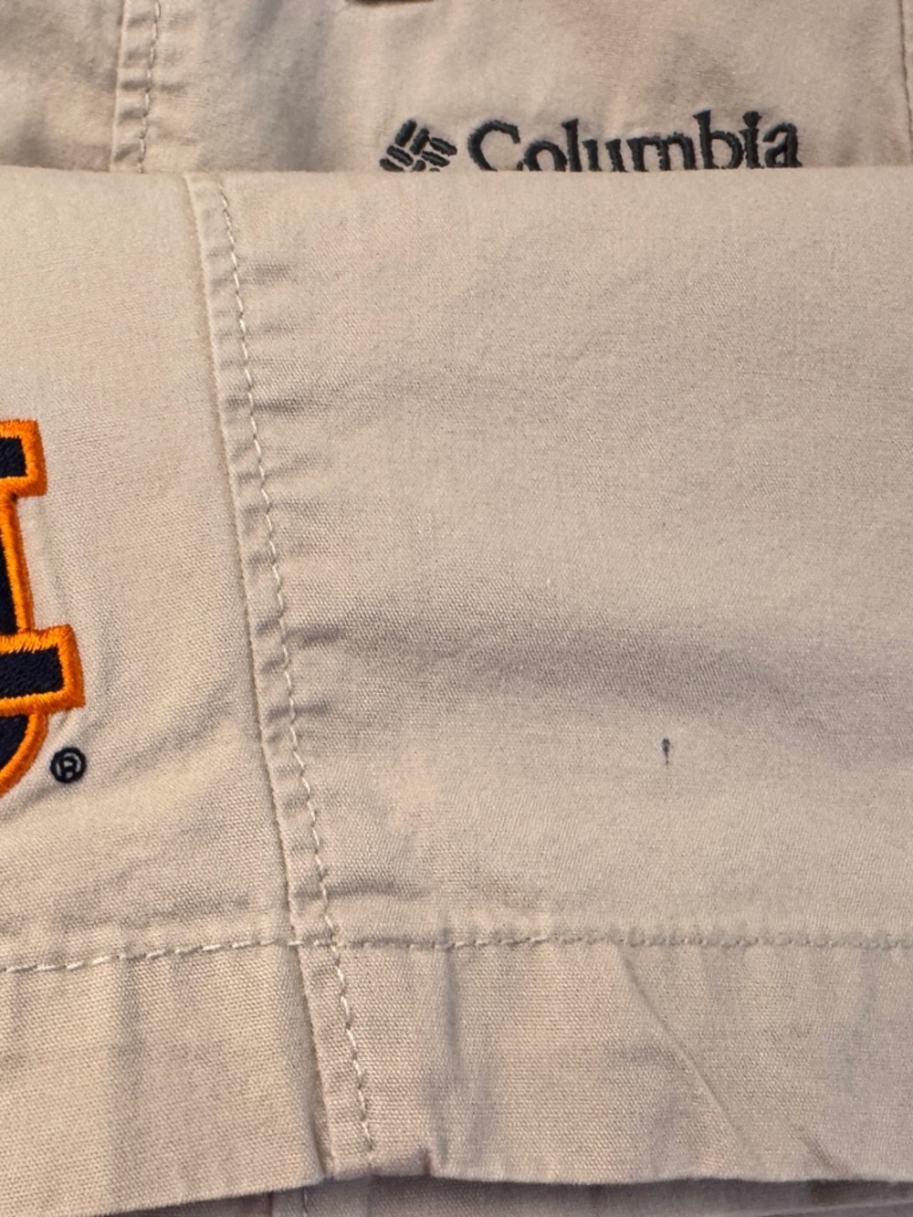 Columbia PFG Men's 34W Khaki Chino 10” Flat-Front Shorts with Auburn Logo - Picture 8 of 10